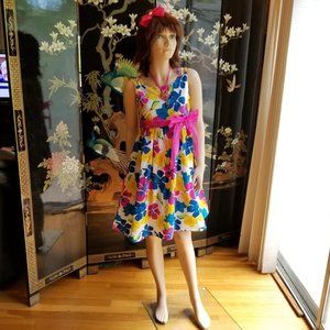 Duchess Size 10 Blue Pink Tropical Flowers Dress